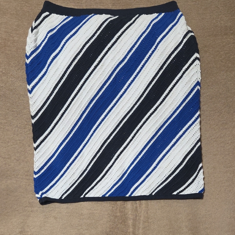 Liz Claiborne Womens Tall Mid-Rise Midi A-Line Skirt